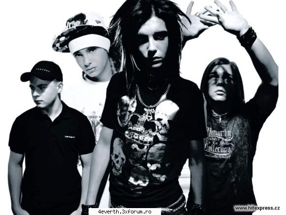 Funny pics and funny comment - Lool Ge: Bill vezi ca.ti lumineaza capu'! B: da' - Kaulitz Twins