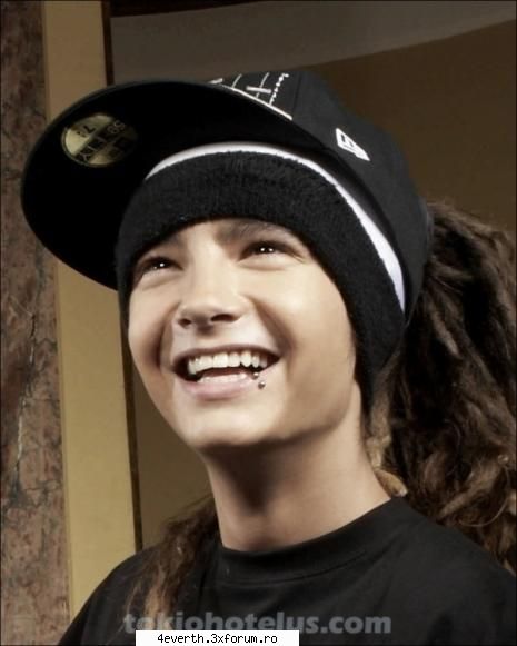 Funny pics and funny comment - Ce tare a fost ultima Aja deci...sa revenim - Kaulitz Twins
