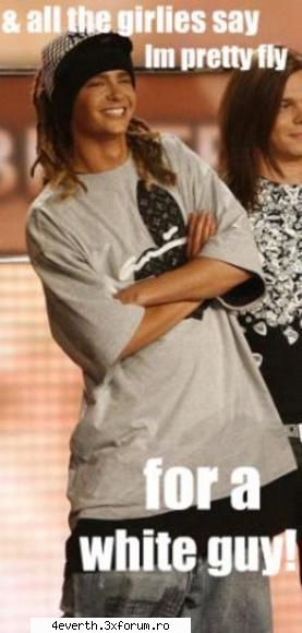 Funny pics and funny comment - Ce-mi place ce scrie pe poza asta E foarte - Kaulitz Twins