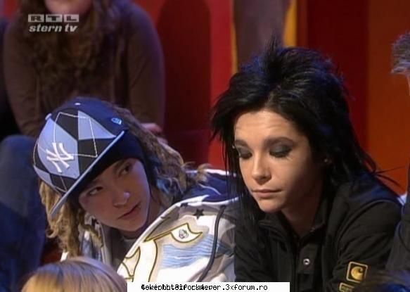 Funny pics and funny comment - T -ai ma? B ,ma ca sunt supy! T ce ma? B:m-a - Kaulitz Twins
