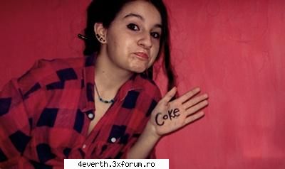 Lenea Verde. - Pun, pun. Uite! - Pics whit us