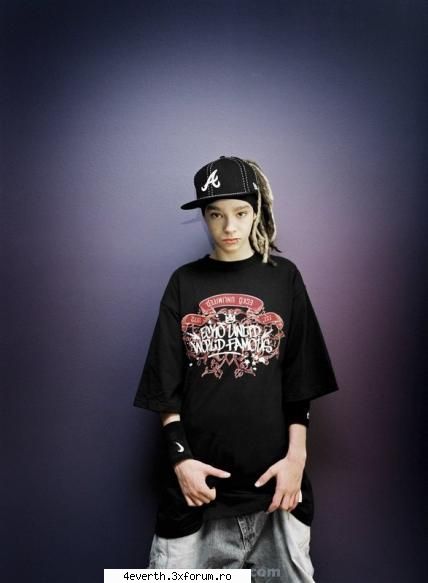Photos - Tom mama de ce te ti mereu de tricou? - Tom Kaulitz
