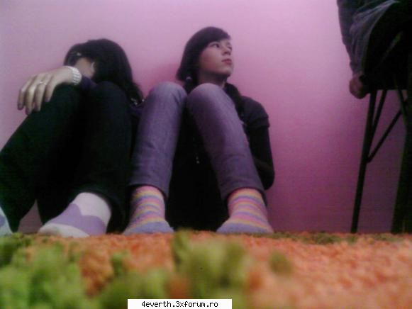 Poozee cu ...mnn - Sa stiti ca aici nu sunt emo...ma uitam dupa - Pics whit us