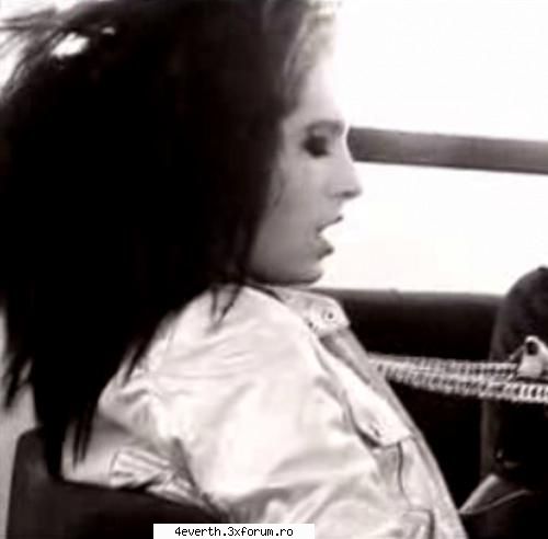 Poze - Na ca si asta are orgasm - Bill Kaulitz