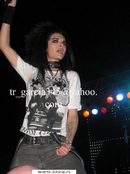 Poze - 13. Nu-ti mai face laba pe scena - Bill Kaulitz