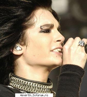 Poze - Ii zboara parul dupa ce ca'l mai are si ca o - Bill Kaulitz