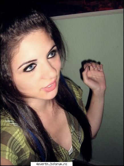 ~Tatyanna !!!~ - ~Urasc poza DA tot nu am sters'o !~ - Pics whit us