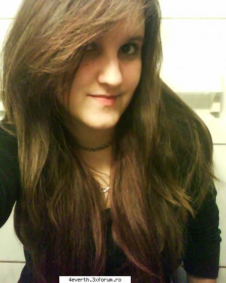 xD Scarry Movie - Ce indrazneata sunt =) Asa proaspata pe forum si - Pics whit us